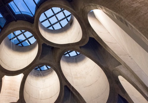 How Website Silo Architecture Enhances Internal Linking Efficiency